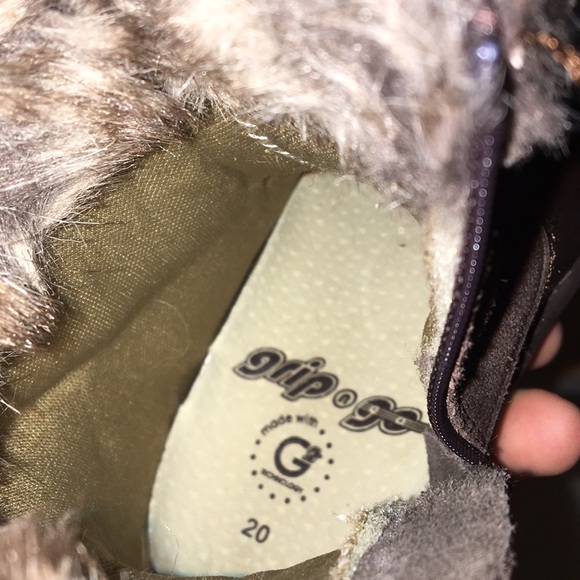 Winter boots size 2 - Picture 4 of 5